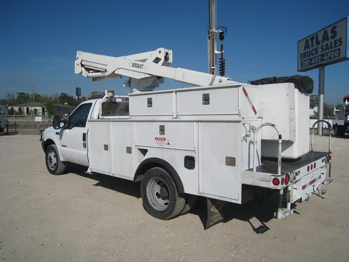 Pre Owned Bucket Trucks.